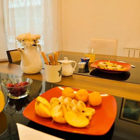 City Center Grand Apartment - Three-Bedroom, Free Parking Sarajewo Zewnętrze zdjęcie