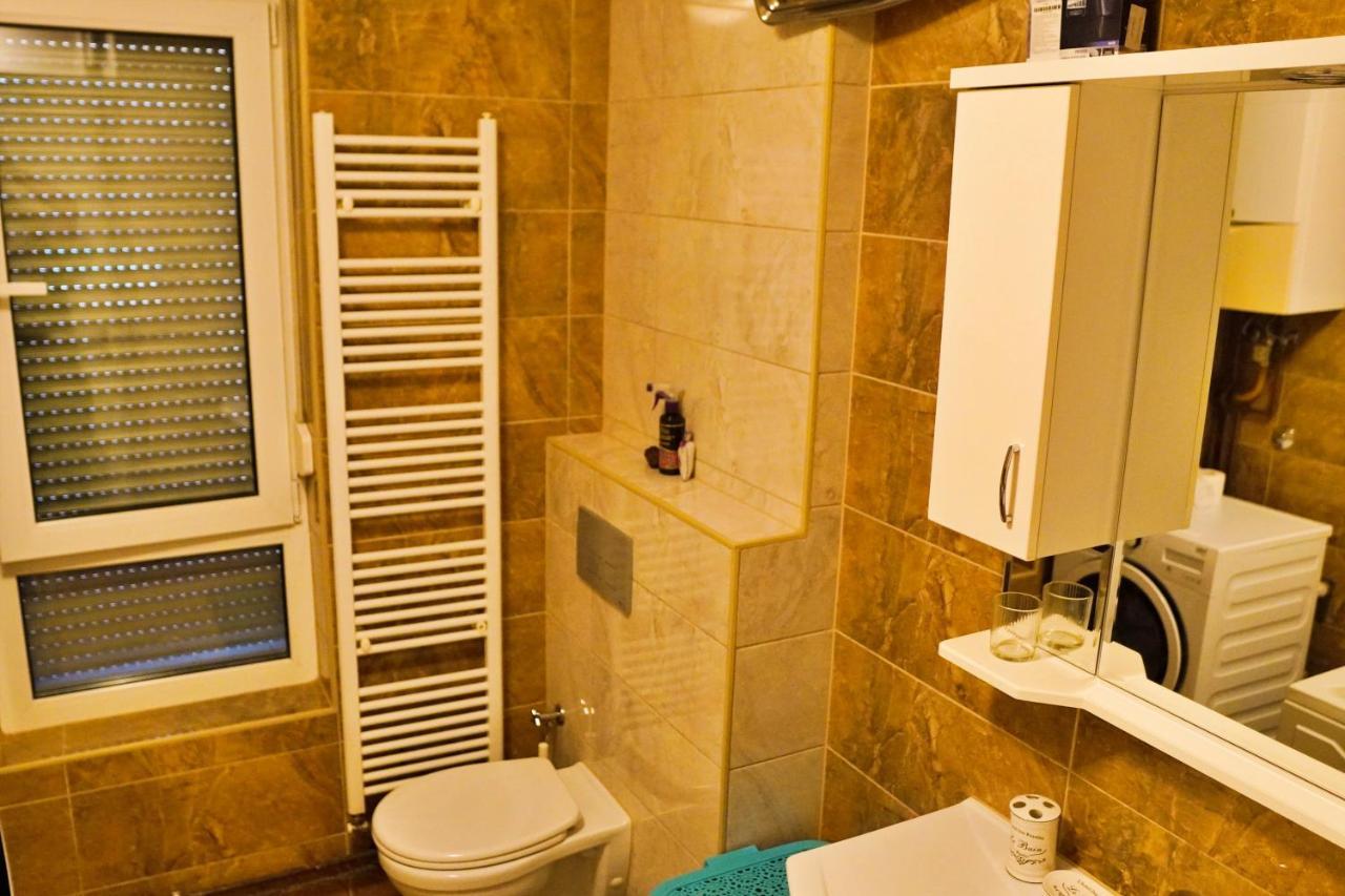 City Center Grand Apartment - Three-Bedroom, Free Parking Sarajewo Zewnętrze zdjęcie