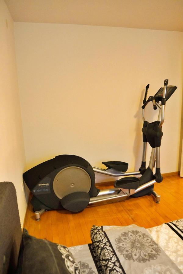 City Center Grand Apartment - Three-Bedroom, Free Parking Sarajewo Zewnętrze zdjęcie